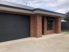 Mountain Breeze, Myrtleford